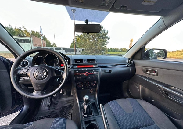 Mazda 3 cena 9500 przebieg: 244000, rok produkcji 2004 z Sochaczew małe 67